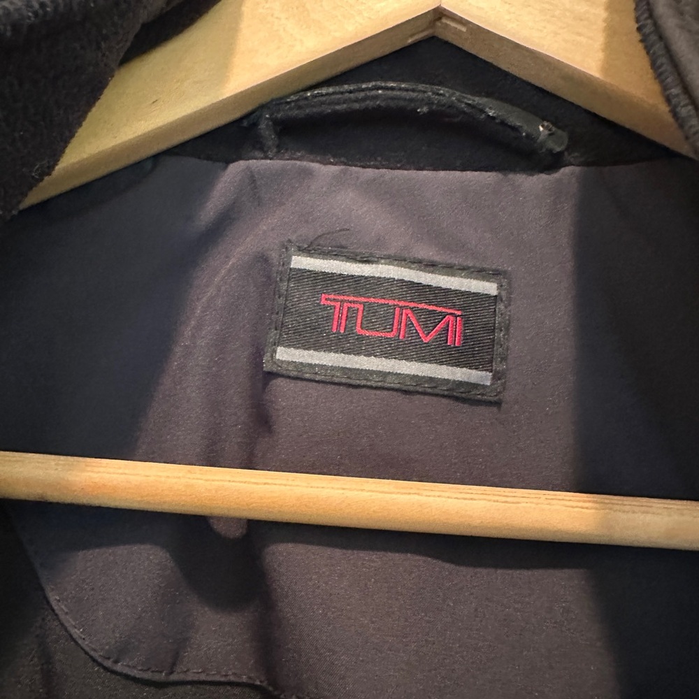 Tumi Men's  Black Insulated Weatherproof Coat - Picture 2 of 11